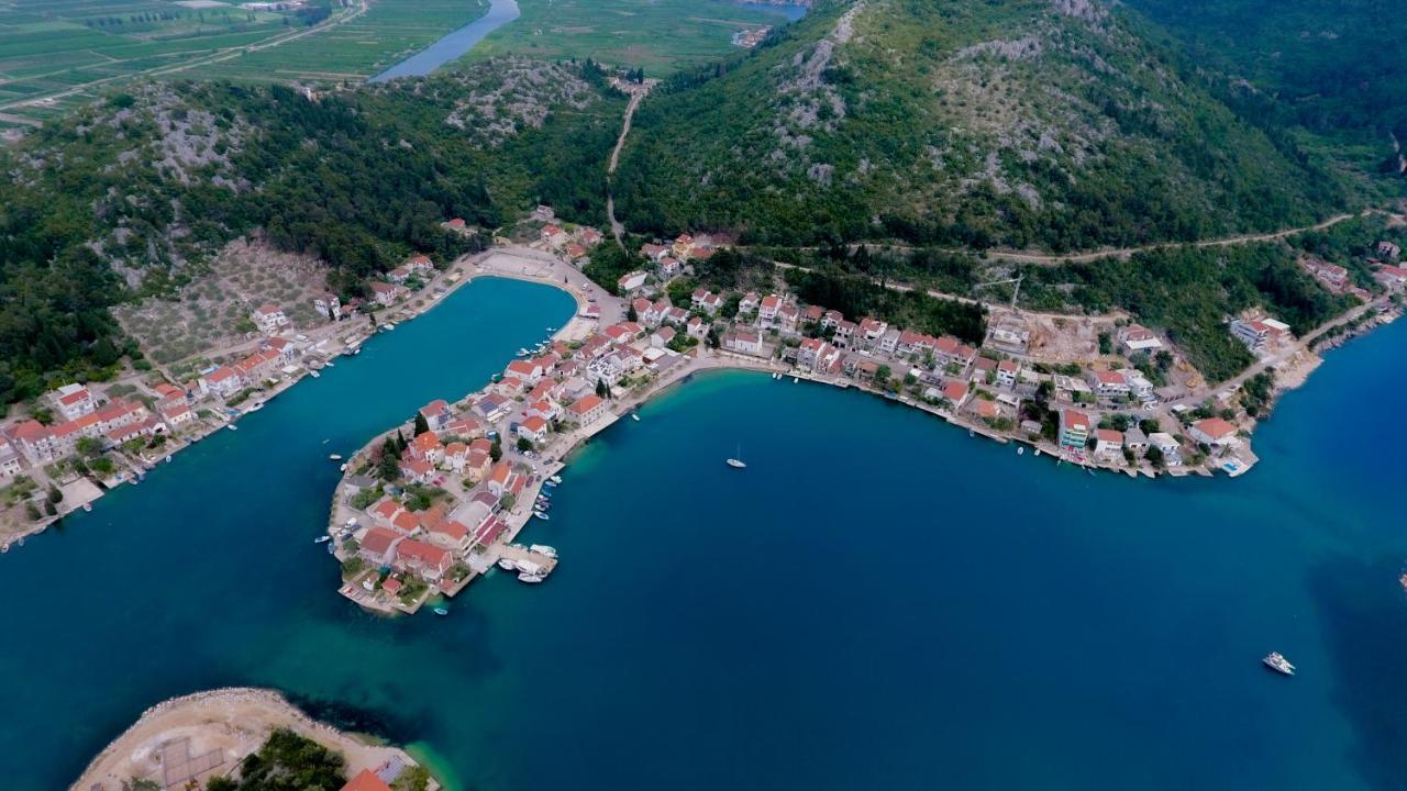 Apartment Antun - Adriatic Coast Retreat Блаце Экстерьер фото